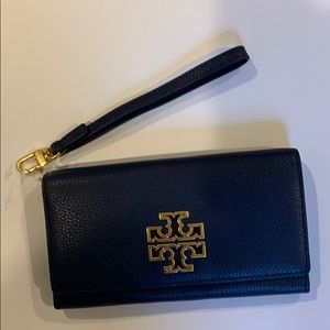 Tory Burch Britten Smartphone Wallet
